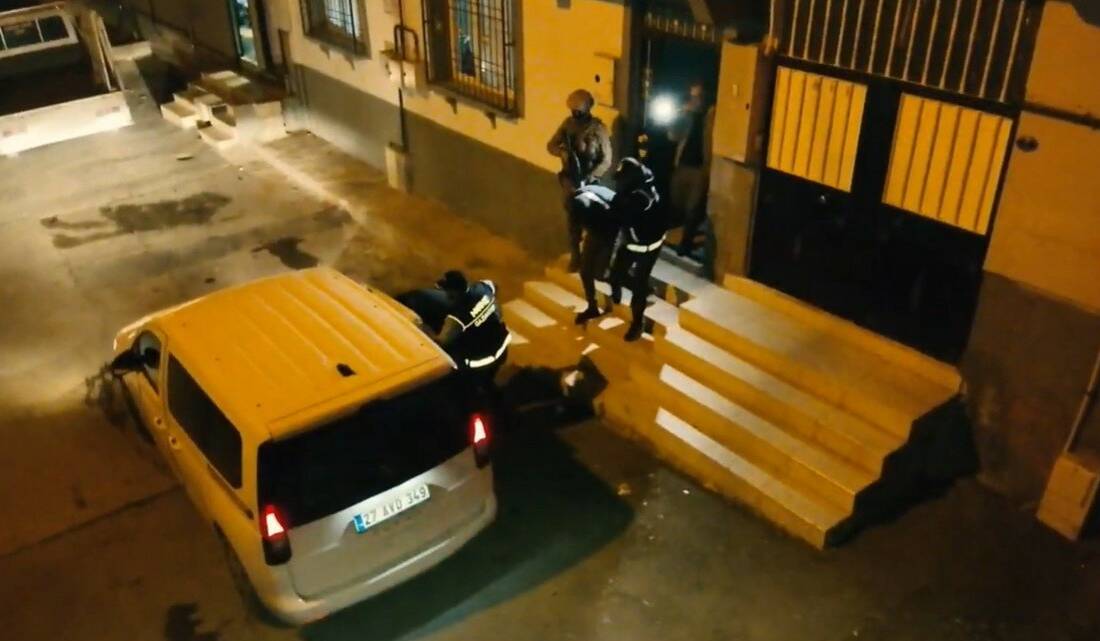 Gaziantep’te uyuşturucu ticareti yapan örgüt çökertildi: 31 kişi yakalandı Gaziantep’te polis ekipleri tarafından uyuşturucuyla mücadeleye yönelik son 7 ayda