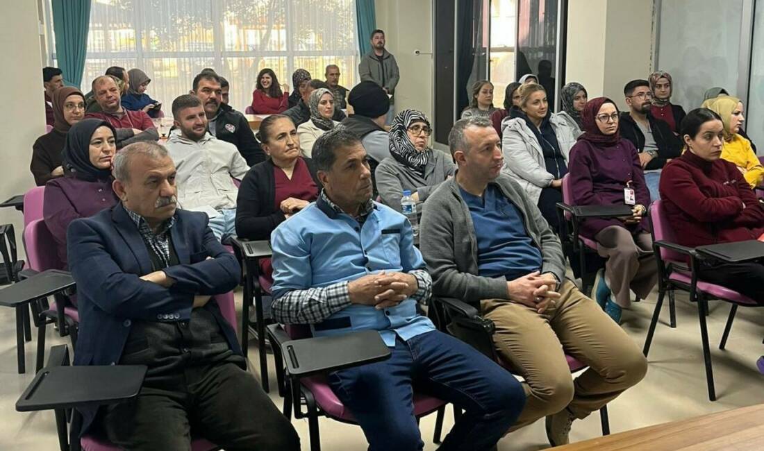 Adıyaman'ın Gölbaşı ilçesinde, Gölbaşı Devlet Hastanesi çalışanlarına yangın ve doğal