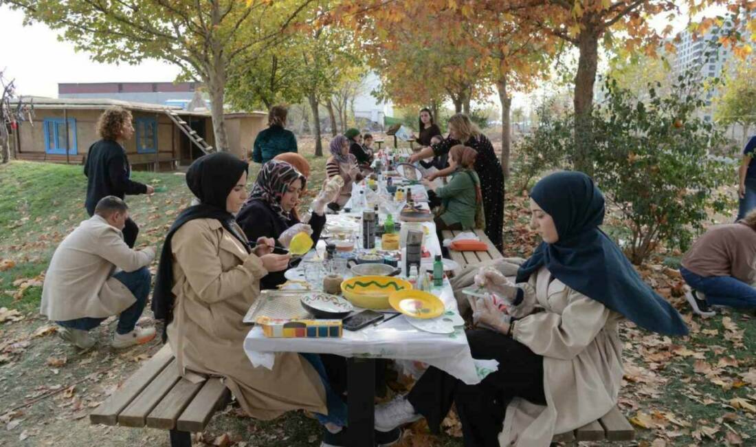 Diyarbakır Büyükşehir Belediyesi, kadınların doğayla olan bağlarını güçlendirmek ve atık