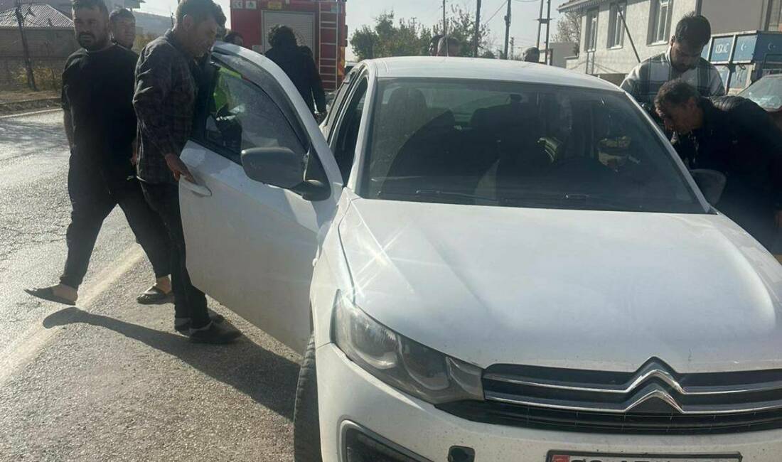 Gölbaşı ilçesinde meydana gelen trafik kazasında 1 kişi hafif şekilde