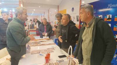 Adıyaman'ın Kahta ilçesinde ilk kez düzenlenen kitap fuarı, büyük ilgi