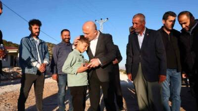 Adıyaman Valisi Osman Varol, Kemerkaya Köyü'nde yapılan kırsal konutların tamamlanma