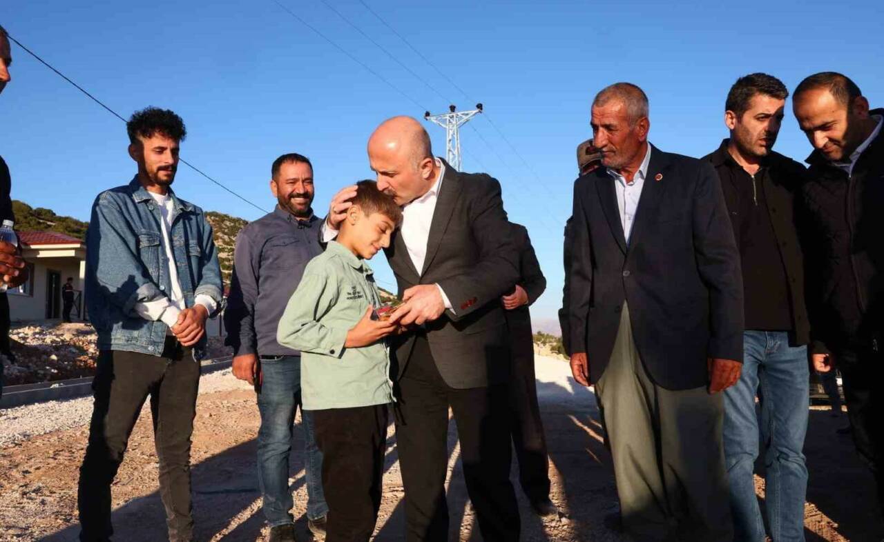 Adıyaman Valisi Osman Varol, Kemerkaya Köyü'nde yapılan kırsal konutların tamamlanma