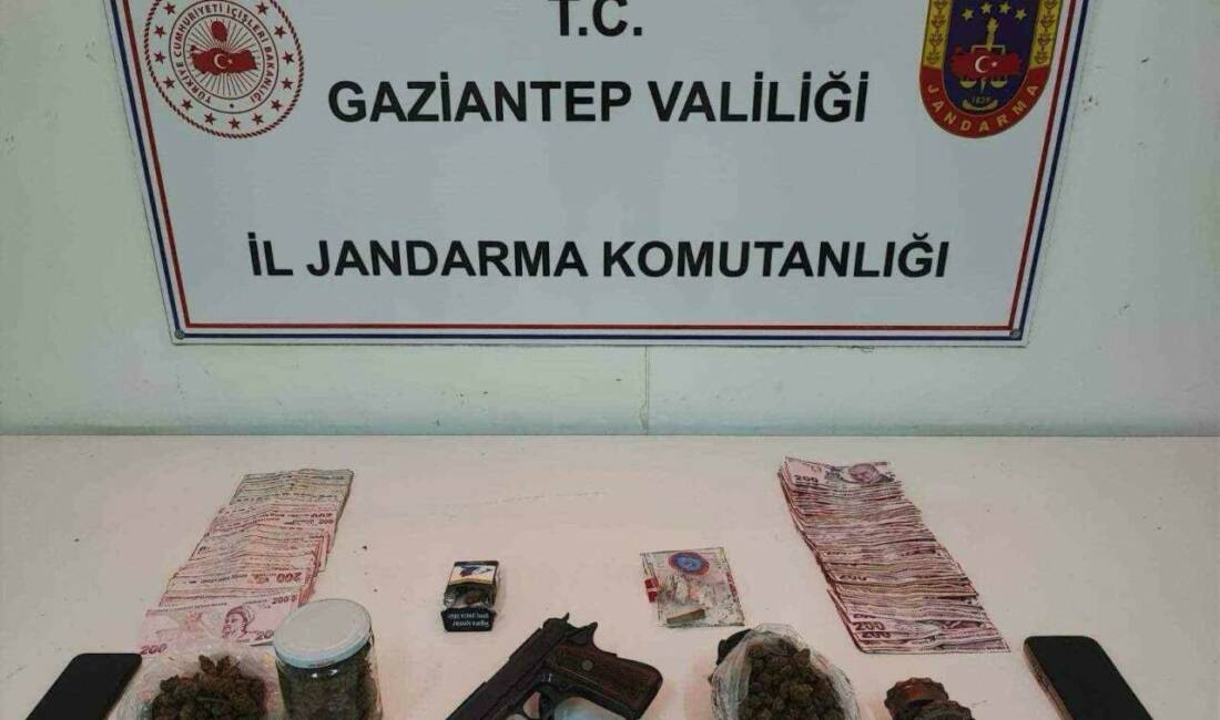 Kesinleşmiş 16 yıl cezayla aranan uyuşturucu taciri yakalandı Gaziantep'te uyuşturucu imal ve ticareti suçundan hakkında 16 yıl kesinleşmiş