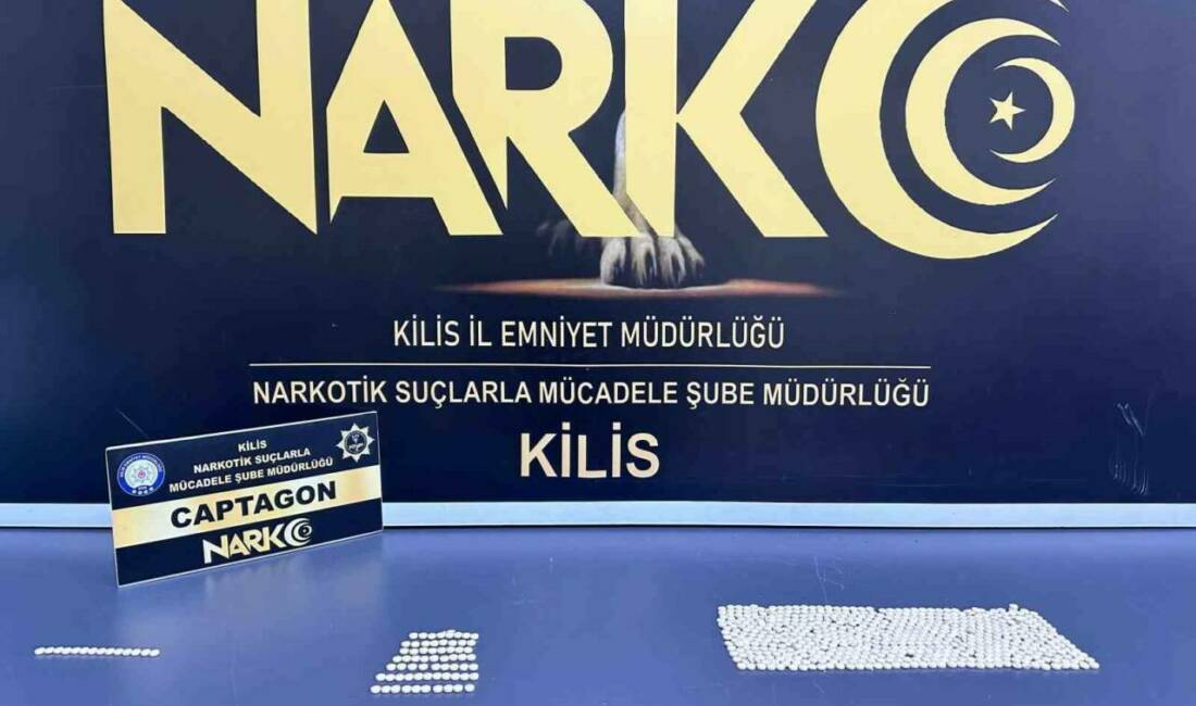 Kilis'te uyuşturucu ticaretine yönelik operasyonda 658 adet captagon ele geçirildi.