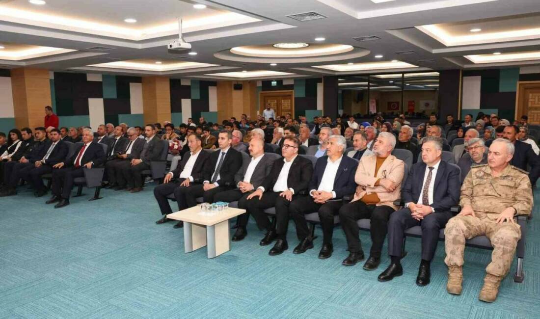 Külliyede sahabe konulu konferans düzenlendi Adıyaman İl Müftülüğü tarafından düzenlenen konferansta Ankara Üniversitesi İlahiyat Fakültesi