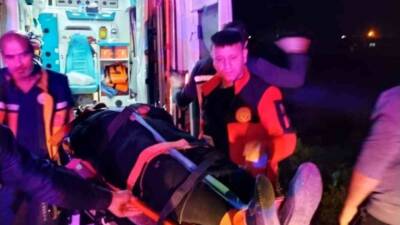 Mardin'in Kızıltepe ilçesinde Eymirli Mahallesi'nde meydana gelen trafik kazasında 21