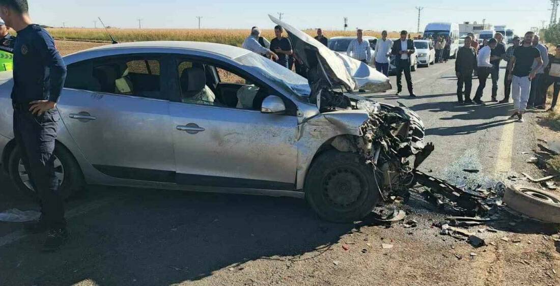 Mardin’in Kızıltepe ilçesinde iki otomobilin çarpıştığı kazada 6 kişi yaralandı.