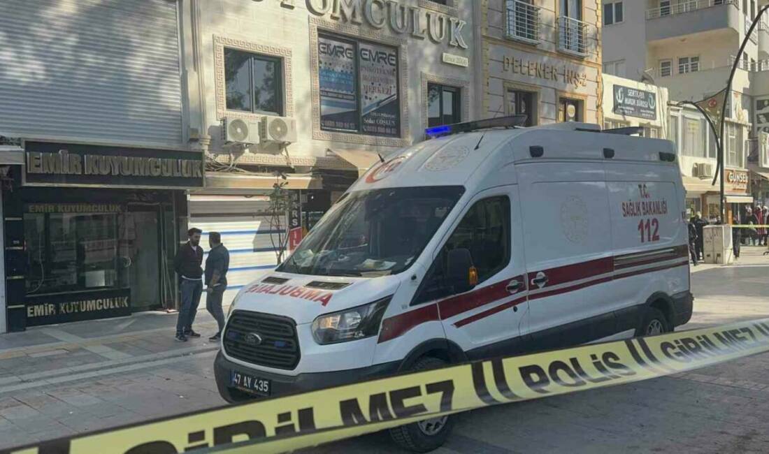 Mardin'in Kızıltepe ilçesinde Kızıltepe ilçesinde kuyumcular arasında çıkan kavgada 3