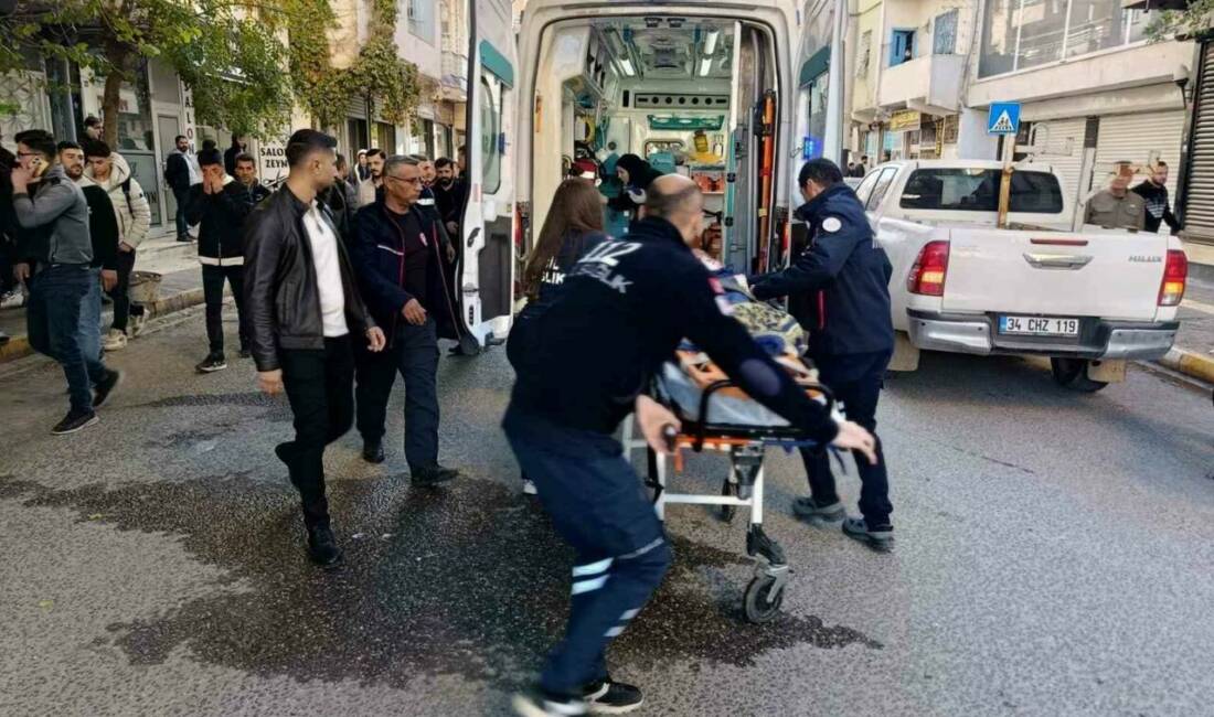 Mardin’de otomobilin çarptığı çocuk yaralandı Mardin'in Nusaybin ilçesinde bir otomobilin çarptığı 6 yaşındaki çocuk ağır