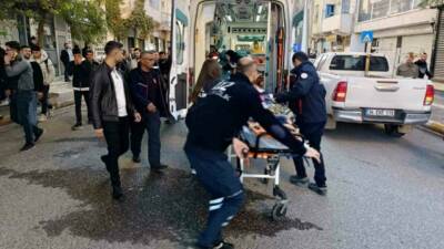 Mardin'in Nusaybin ilçesinde bir otomobilin çarptığı 6 yaşındaki çocuk ağır