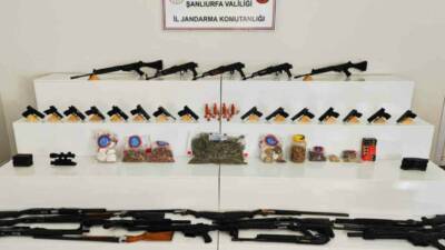 Şanlıurfa’nın Viranşehir ilçesinde düzenlenen operasyonda silah kaçakçılarına yönelik geniş çaplı