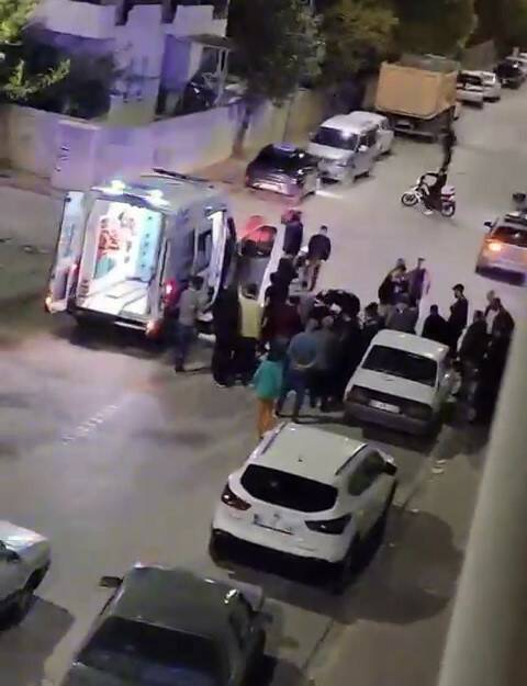 Adıyaman’ın Kahta ilçesinde otomobil ile motosikletin çarpışması sonucu meydana gelen