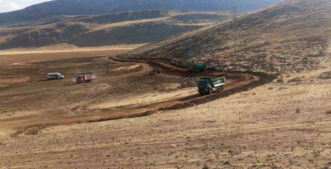 Pervari’deki Zirin Gölü doğal yaşamına kavuşuyor Siirt'in Pervari ilçesinde Zirin Gölü'nde taşkın riskini azaltma talepleri üzerine