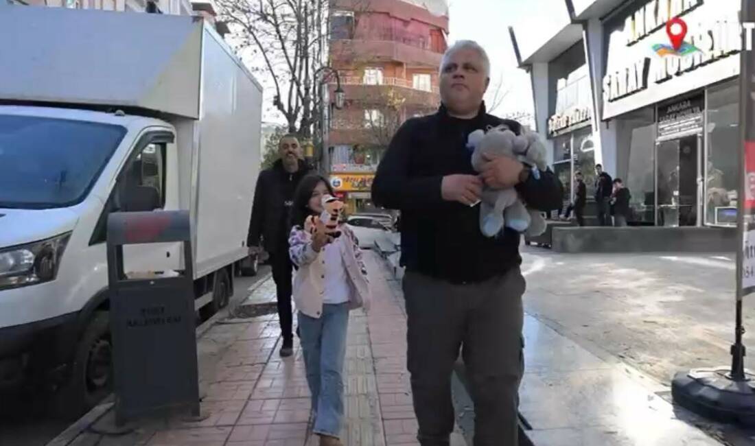 Siirt’te polisler, çocukların duyarlılığını ölçmek amacıyla hazırladığı sosyal deney çalışmasını