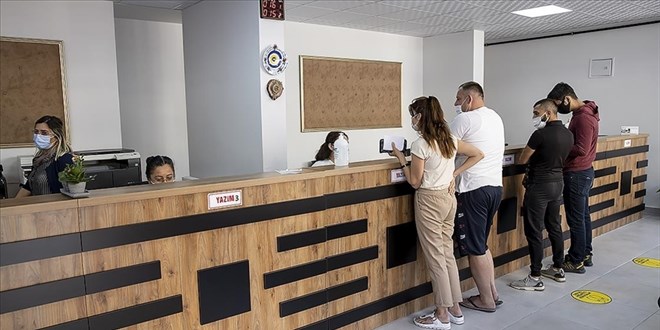 Resmi Gazete’de Yayımlandı: Nöbetçi Noterler Artık Hafta Sonu da Hizmet Verecek Adalet Bakanlığınca hazırlanan yönetmelikle nöbetçi noter uygulamasında değişiklik yapıldı. Buna