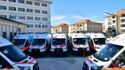 Sağlık Bakanlığı, Gaziantep'e 16 adet tam donanımlı acil yardım ambulansı