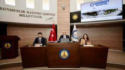Şahinbey Belediye Meclisi, kasım ayı 1. birleşimini Mehmet Tahmazoğlu başkanlığında