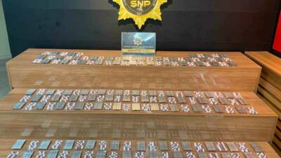 Şanlıurfa'da polis ekipleri tarafından yapılan operasyonda 2.404 adet uyuşturucu hap