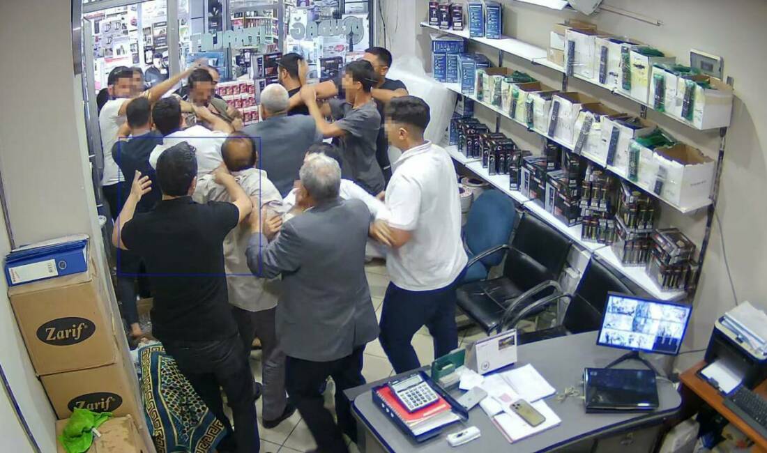 Şanlıurfa'nın Eyyübiye ilçesinde, haraç iddiaları üzerine çıkan kavgada 7 kişi