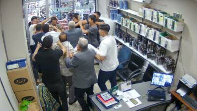 Şanlıurfa'nın Eyyübiye ilçesinde, haraç iddiaları üzerine çıkan kavgada 7 kişi