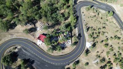 Siirt'in Baykan ilçesinde 23 bin 400 metrelik yol ile yol