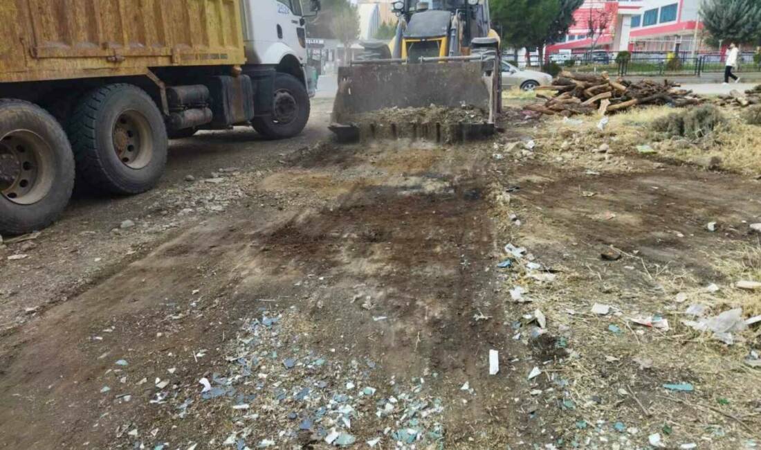 Siirt’te temizlik çalışmaları Siirt Belediyesi Temizlik İşleri Müdürlüğü ekipleri, kent genelinde temizlik çalışmalarını