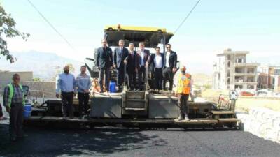 Şırnak Milletvekili Arslan Tatar, Silopi ilçesinde 6 kilometrelik güzergahta bitümlü