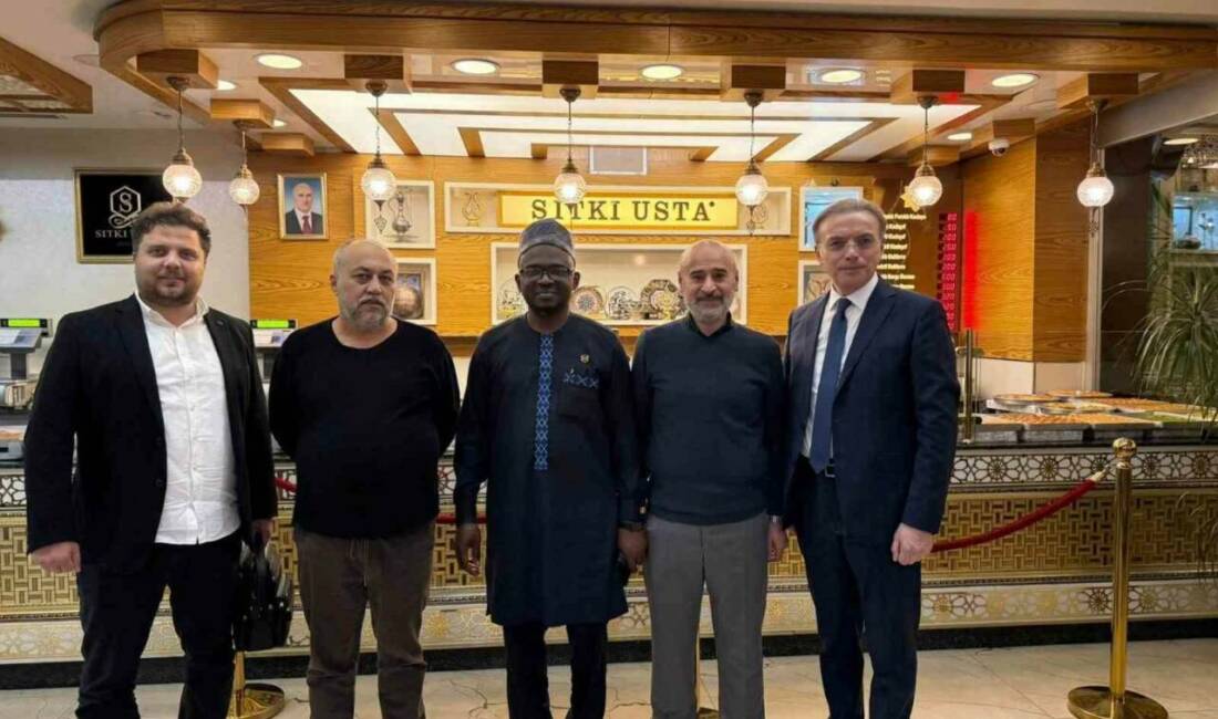 Sıtkı Usta Çukurambar Şubesi, Gana Büyükelçisi Nasiru-Deen’i ağırladı Sıtkı Usta Çukurambar Şubesi, Gana Büyükelçisi Sheikh Abdul Nasiru-Deen ve