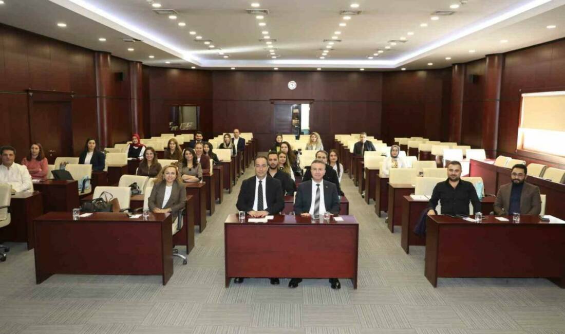 “Sürdürülebilir İşletmeler İçin Yeşil Dönüşüm Eğitim Programı” tamamlandı Gaziantep Ticaret Odası bünyesinde faaliyet gösteren Gaziantep Avrupa Birliği Bilgi