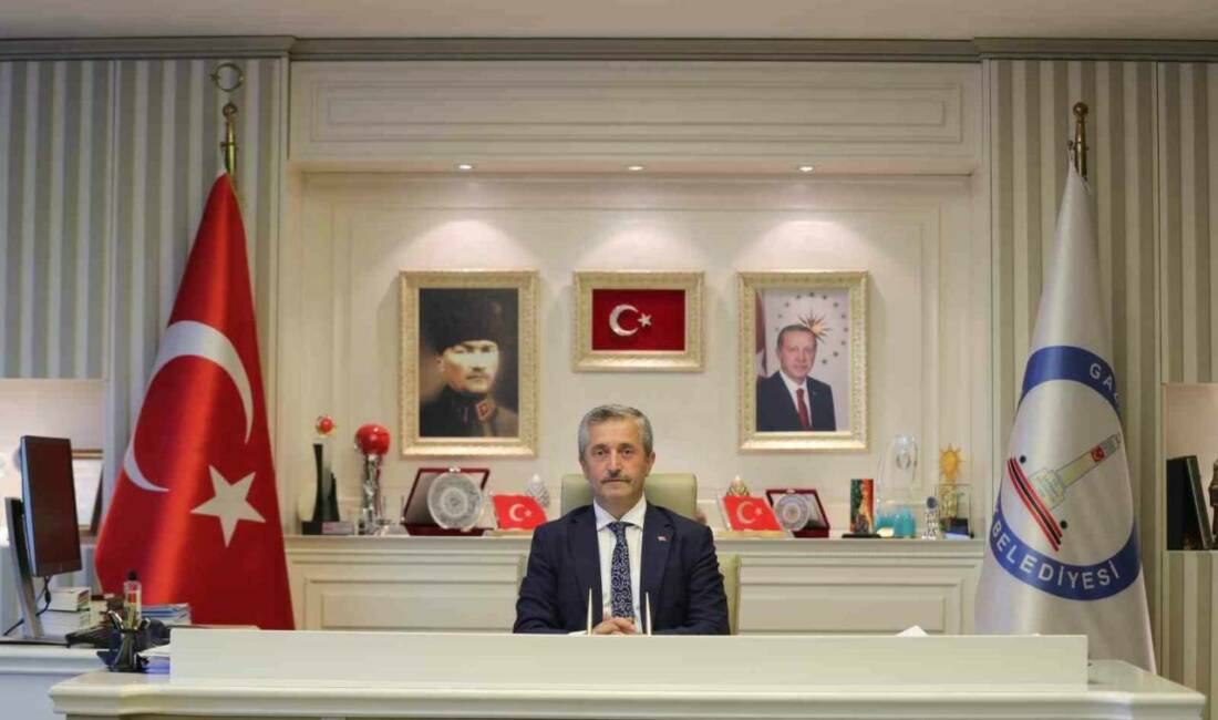Şahinbey Belediye Başkanı Mehmet Tahmazoğlu, Öğretmenler Günü dolayısıyla öğretmenlere teşekkür