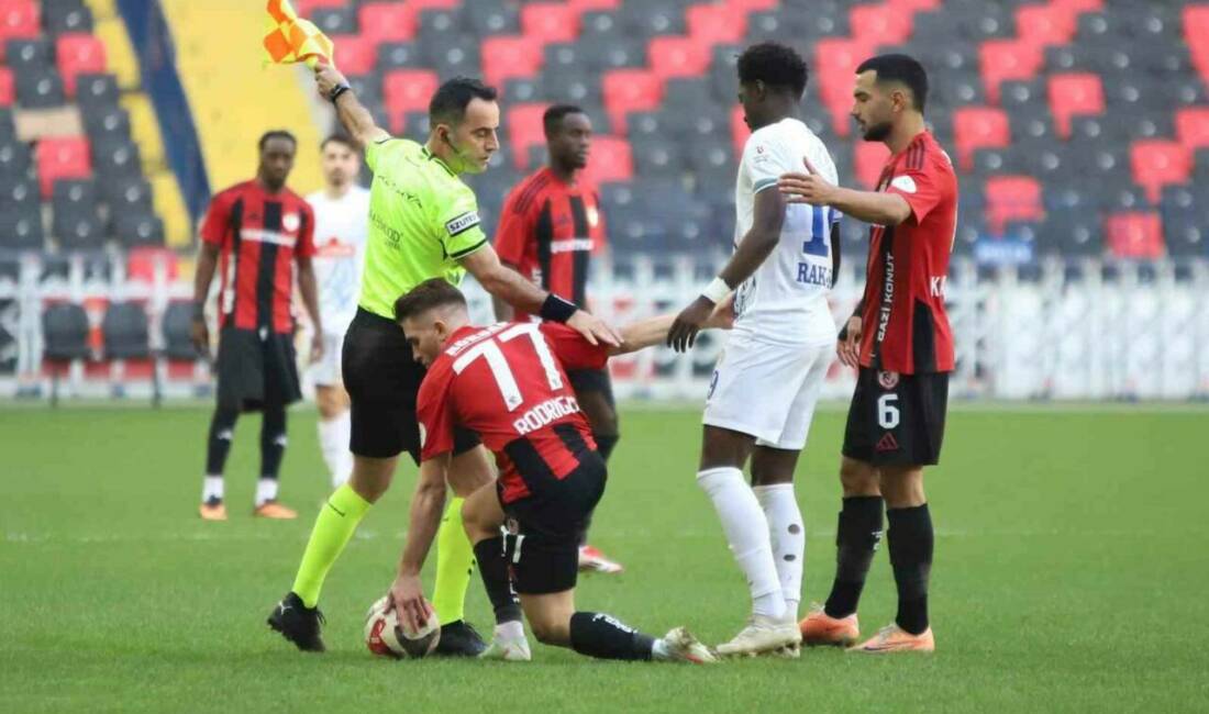 Trendyol Süper Lig'in 12. haftasında Gaziantep Futbol Kulübü ile Çaykur