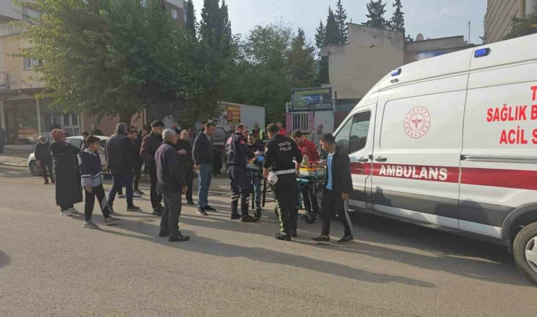 Yayaya yol veren minibüse çarpan motosikletli yaralandı Gaziantep'in İslahiye ilçesinde, minibüse çarpan motosiklet sürücüsü yaralandı. Yaralı sürücü,