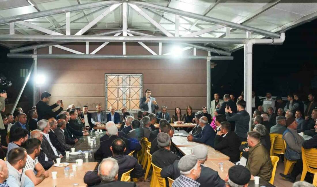 Şehitkamil Belediye Başkanı Umut Yılmaz, halk buluşmaları kapsamında Kızıkhamurkesen Mahallesi’ni