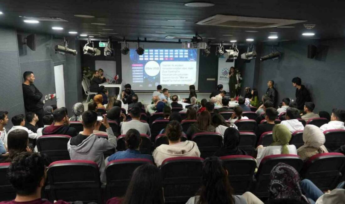 YKS öğrencilerine bilgi yarışması Adıyaman Belediye Başkanı Abdurrahman Tutdere, gençlere moral ve motivasyon sağlamak