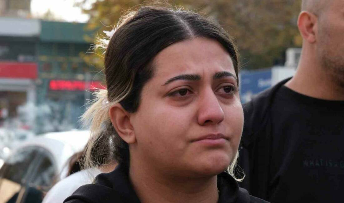 49 kişinin yakınları tahliyeye tepki gösterdi Gaziantep'te 49 kişinin hayatını kaybettiği Emre Apartmanı davasında 4 sanığın