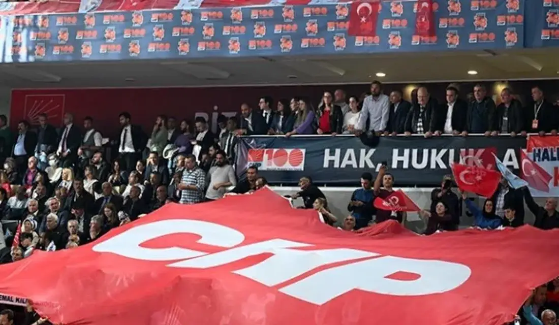 CHP 39'uncu Olağan Kurultayı'nın ardından oluşan Parti Meclisi, Genel Başkan