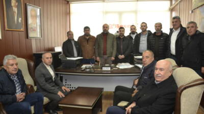 Besni Esnaf ve Sanatkârlar Odası Başkanı Hayati İşitmen, Yönetim Kurulu