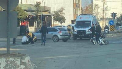 Adıyaman’da, kontrolden çıkarak devrilen motosikletin sürücüsü yaralandı.
