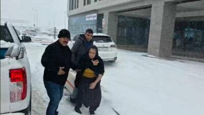 Adıyaman’da etkili olan yoğun kar yağışı ve buzlanma nedeniyle sahada