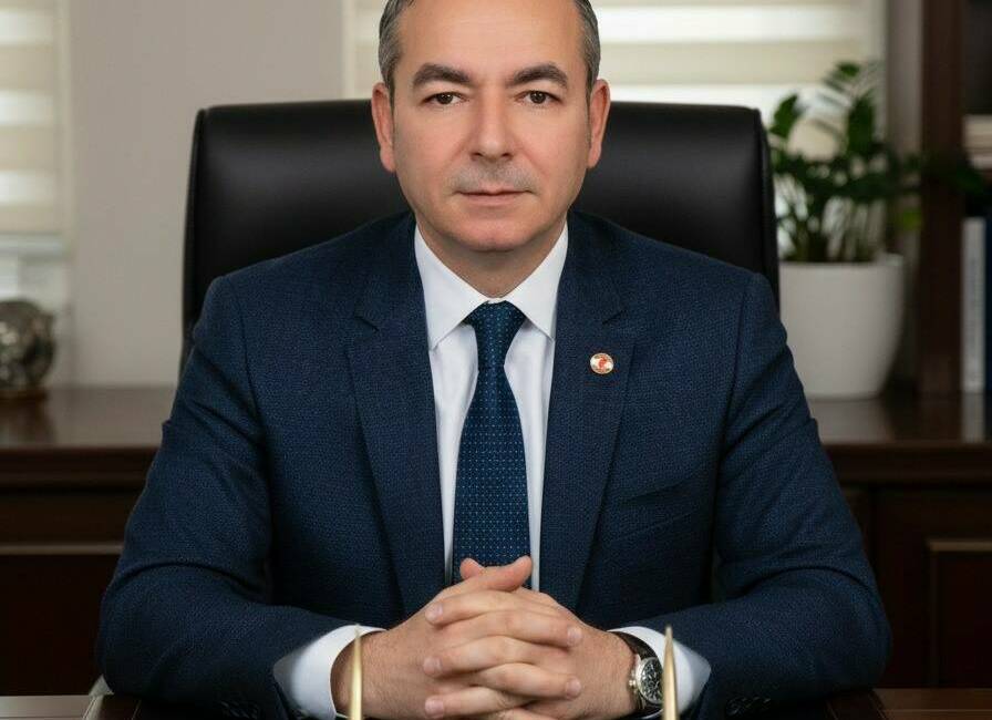 Başkan Çeliker’den gazetecilere yapılan saldırıya sert tepki Adıyaman'da bir polis memurunun intihar ettiği olay yerinde görev yapan