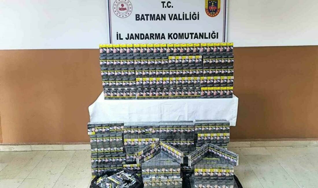 Batman’da kaçakçılık operasyonu Batman'ın Gercüş ve Hasankeyf ilçelerinde yapılan yol kontrollerinde 13 bin