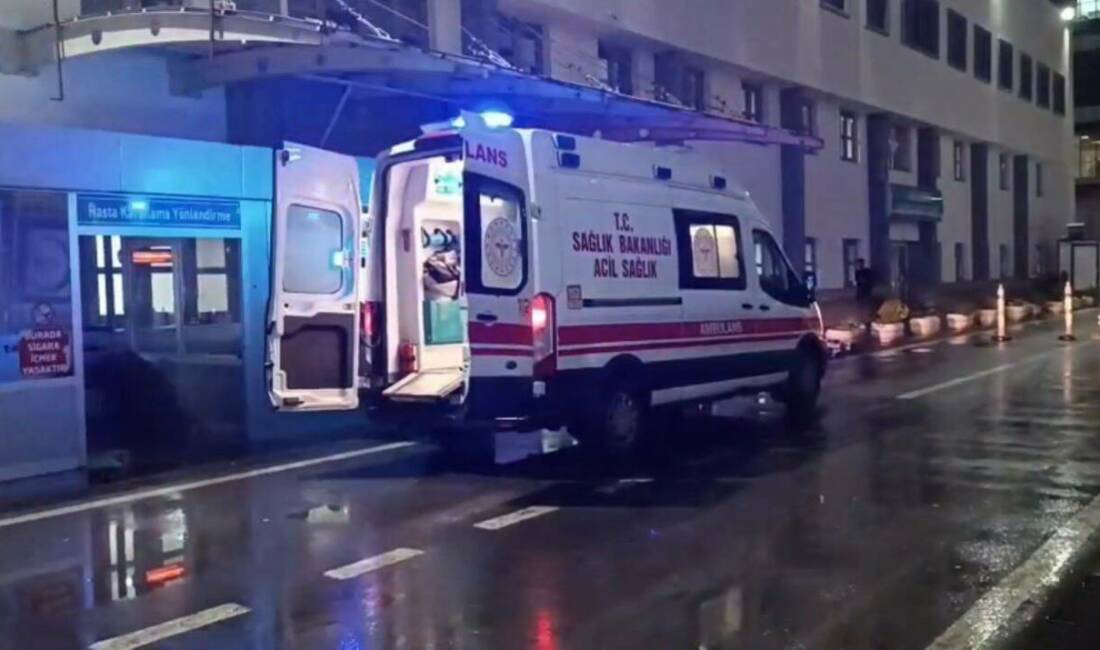 Batman'ın Beşiri yolu üzerinde otobüs ile çekicinin karıştığı trafik kazasında