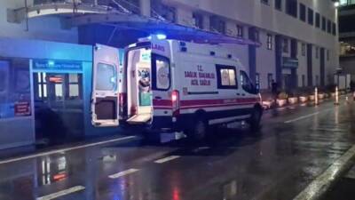 Batman'ın Beşiri yolu üzerinde otobüs ile çekicinin karıştığı trafik kazasında