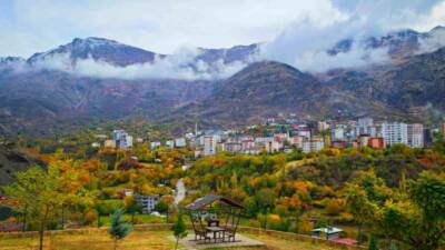 Batman’ın Sason ilçesinin dağlık bölgelerinde oluşan renk cümbüşü, dron ile