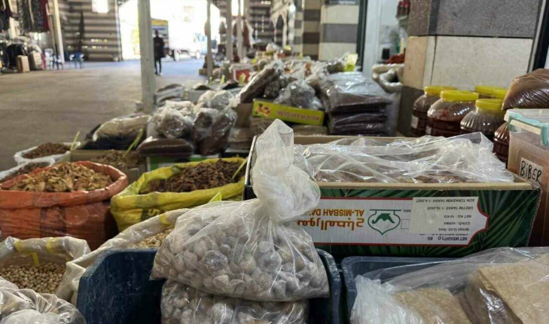 Çermik ilçesi, Diyarbakır'da sebze, meyve, organik ürünler ve kuruyemişlerin yetiştirildiği