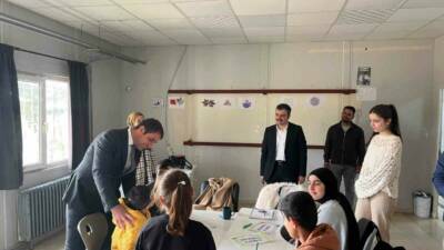 Dicle İlçe Kaymakamı Mustafa Atış, İlçe Milli Eğitim Müdürü Mustafa