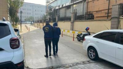 Diyarbakır'da düzenlenen operasyonlarda kesinleşmiş hapis cezası bulunan 76 kişi yakalandı.