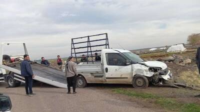 Diyarbakır'ın Çınar ilçesinde pikap şarampole yuvarlandı, sonucunda 1 kişi yaralandı.