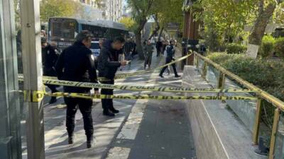 Diyarbakır'ın Yenişehir ilçesinde bir kadın, eşini rahatsız eden bir şahsa